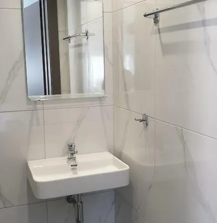 Lejlighed Chriselia 2 *