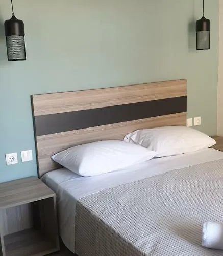 Chriselia 2 Appartement Nea Roda